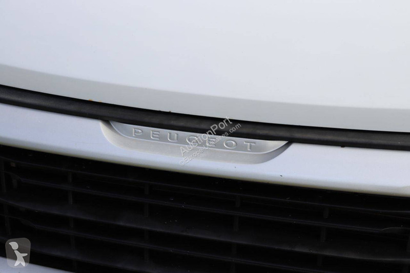 Véhicule utilitaire Peugeot
