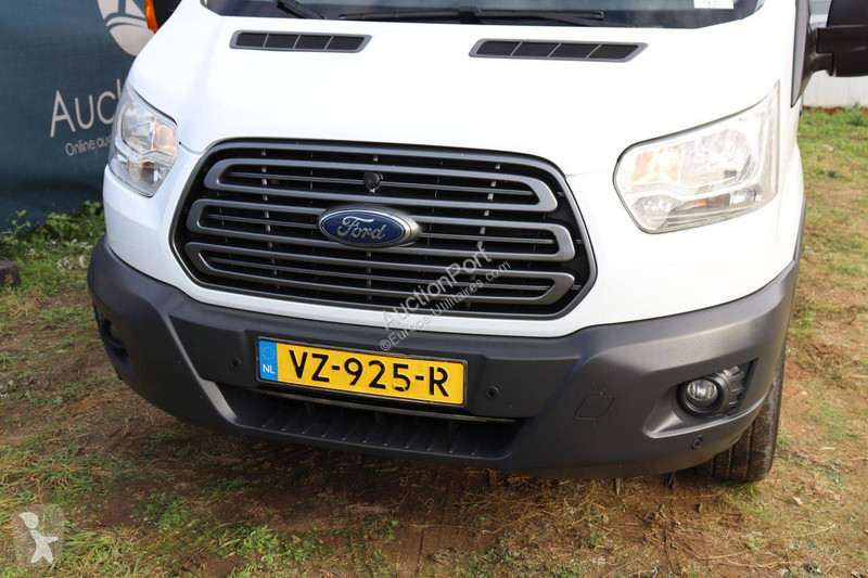 Furgoneta Ford