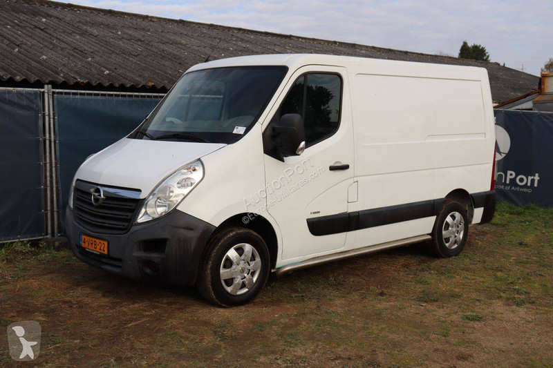 Véhicule utilitaire Opel