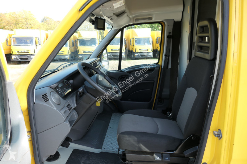 Iveco Daily 35 S11 C30C AUTOMATIK KAMERA Regale...