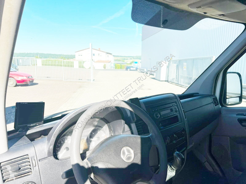 Véhicule utilitaire Mercedes Sprinter 209 CDI...