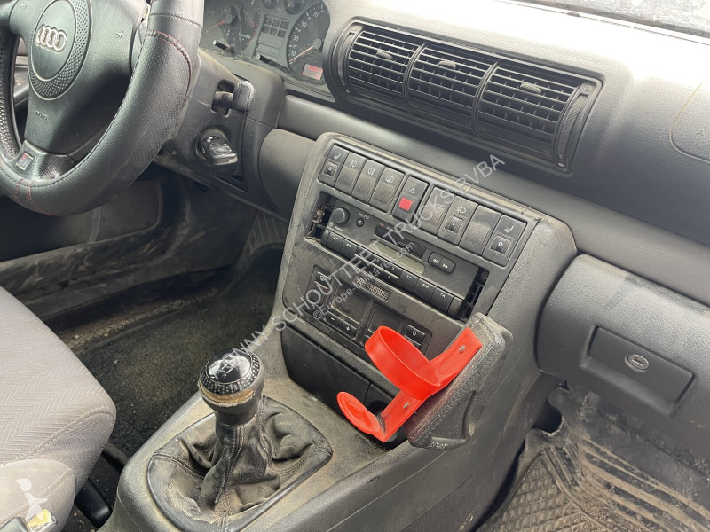 Véhicule utilitaire Audi A4 1,9 TDI A4 1,9 TDI...