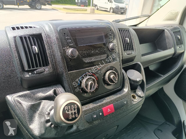 Autoutilitară Peugeot BOXER 335 2.0