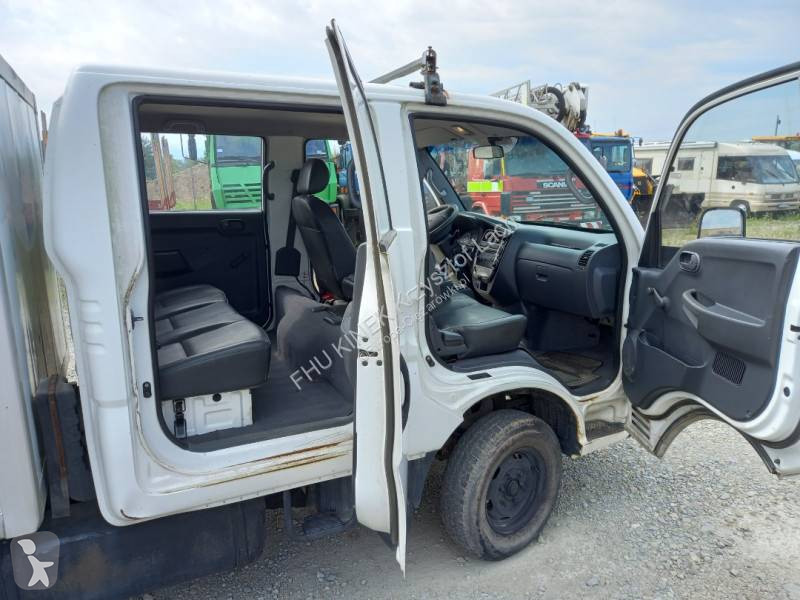 Véhicule utilitaire KIA