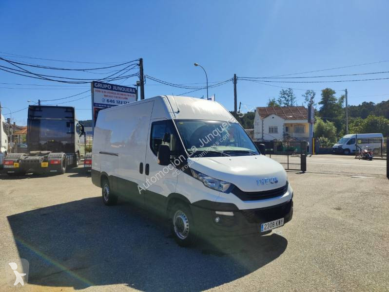 Furgoneta Iveco