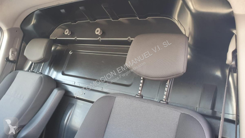 Furgoneta Renault 2.3 DCI 150