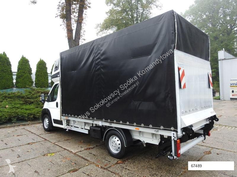 Autoutilitară Peugeot BOXER PLANDEKA WINDA 8...