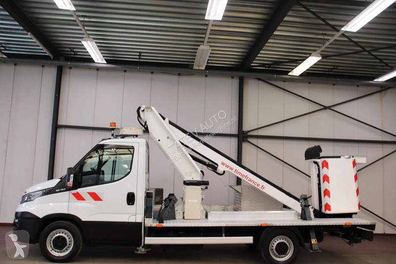 Bedrijfswagen Iveco 35S12 HOOGWERKER 13 METER...