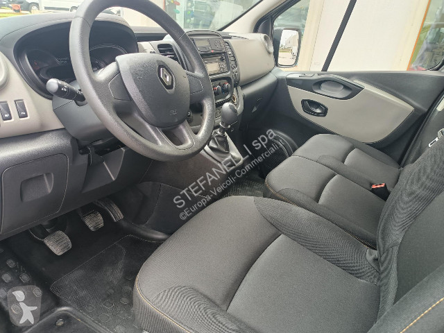 Autoutilitară Renault TRAFIC 1.6 DCI 6 POSTI n1...