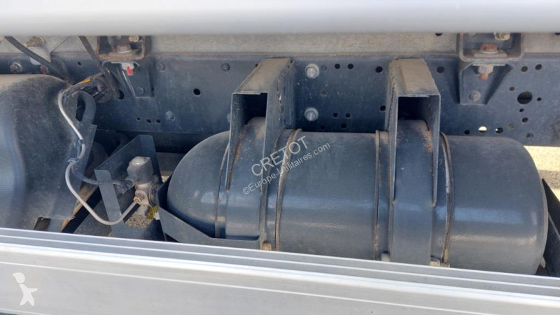 Véhicule utilitaire Iveco 40C14