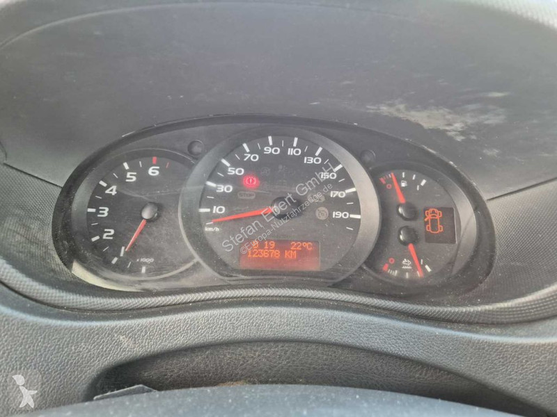 Furgoneta Renault 2.3 dCi / France Elevateur...