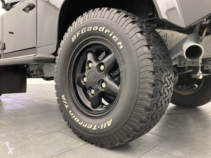 Véhicule utilitaire Land Rover 90 Defender TDI
