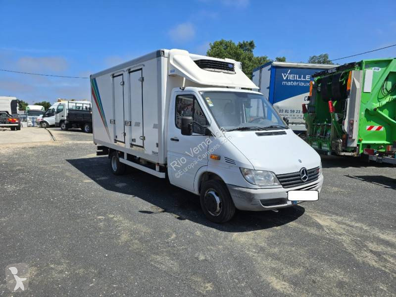 Véhicule utilitaire Mercedes