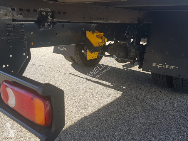 Veicolo commerciale Iveco EUROCARGO ML75E16...