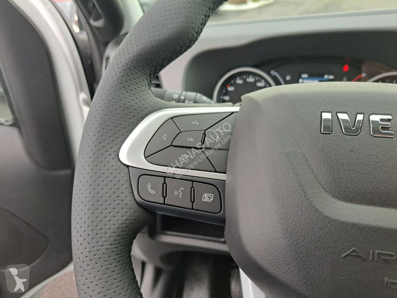 Autoutilitară Iveco 35C18 180CV 3L ACIER JPM...