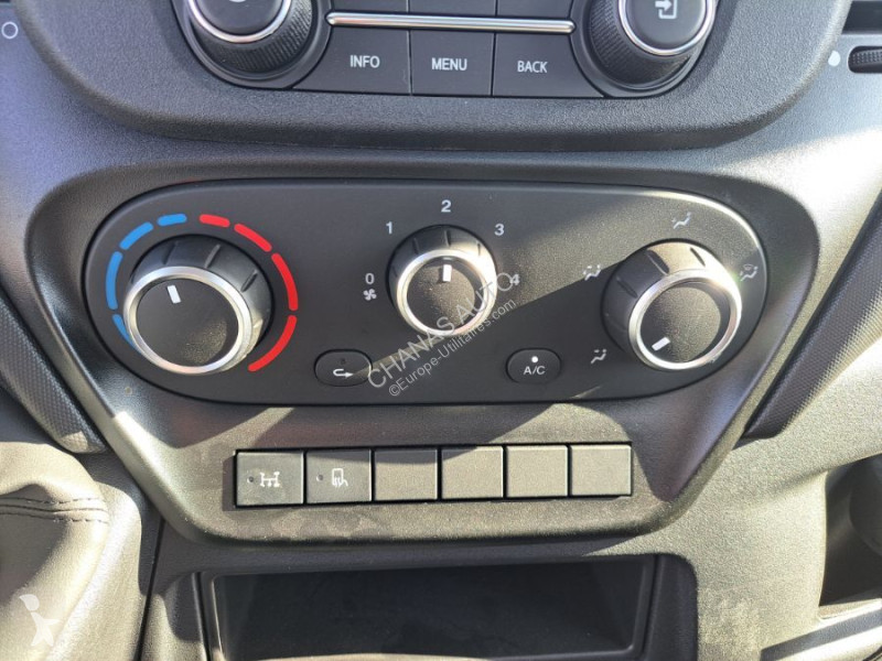 Autoutilitară Iveco 35C18 180CV 3L BENNE PM