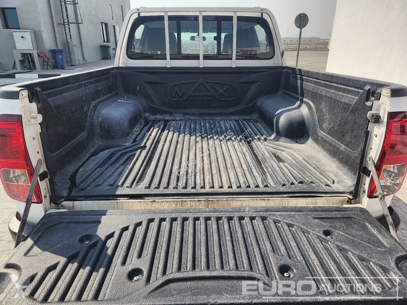 Véhicule utilitaire Toyota Hilux