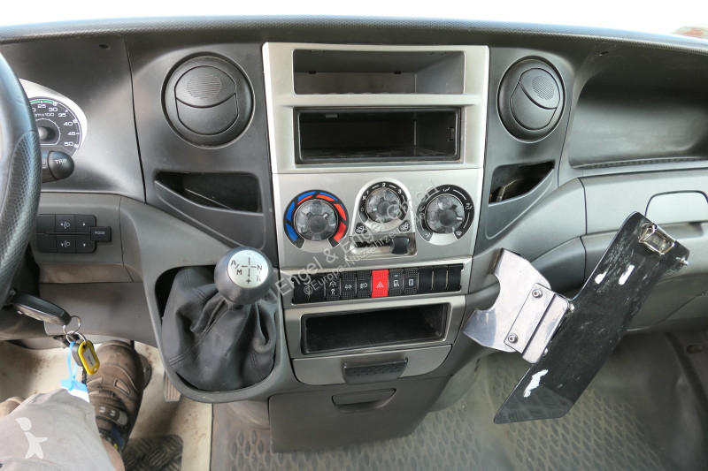 Veículo utilitário Iveco Daily 35 S11 C30C...