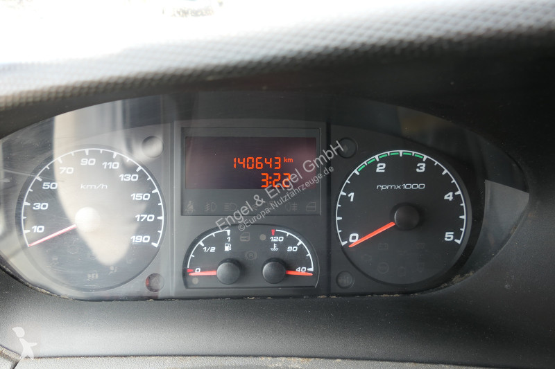 Furgoneta Iveco Daily 35 S11 C30C AUTOMATIK...