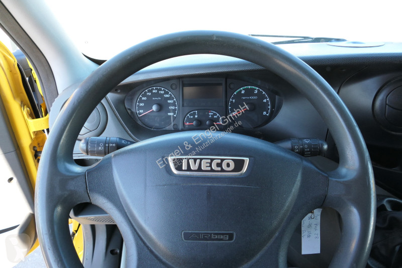 Veicolo commerciale Iveco Daily 35 S11 C30C...