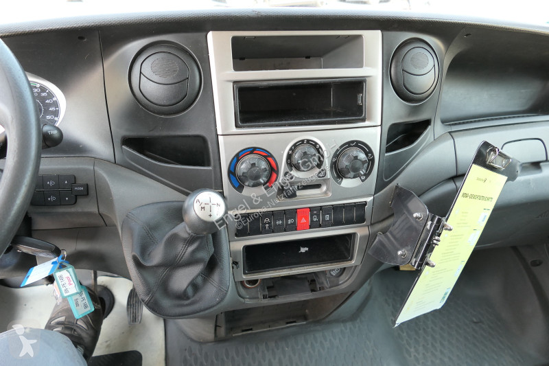 Nyttofordon Iveco Daily 35 S11 C30C AUTOMATIK...