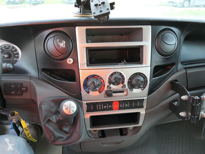 Furgoneta Iveco Daily 35 S11 C30C AUTOMATIK...