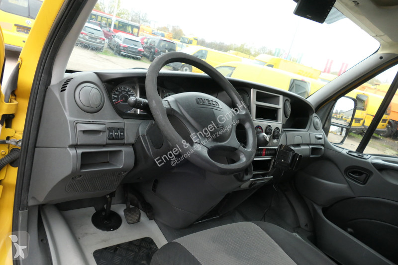 Veicolo commerciale Iveco Daily 35 S11 C30C...
