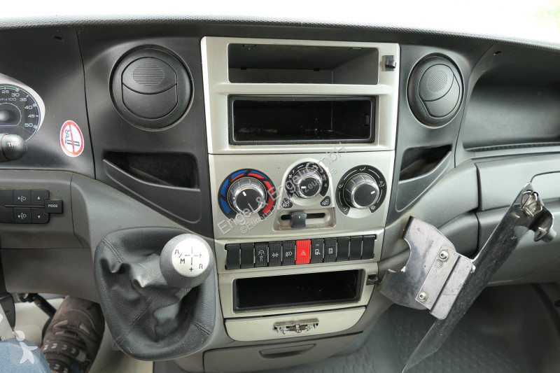 Veicolo commerciale Iveco Daily 35 S11 C30C...