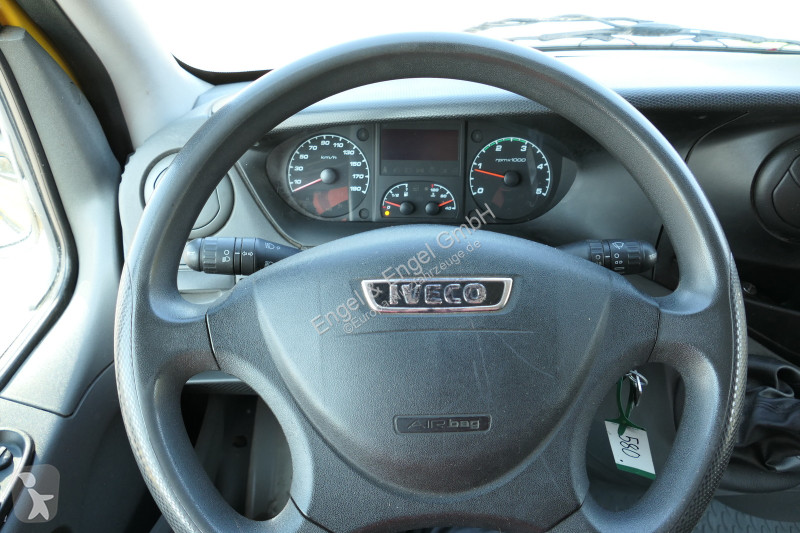 Nyttofordon Iveco Daily 35 S11 C30C AUTOMATIK...