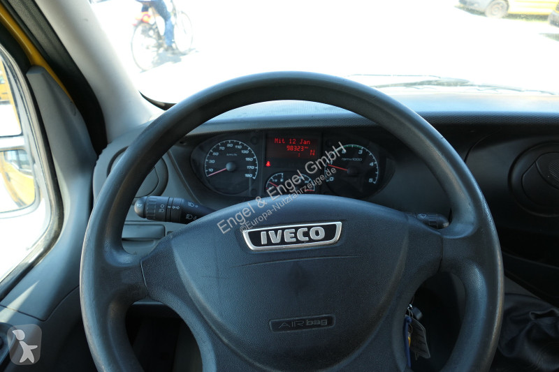 Furgoneta Iveco Daily 35 S11 C30C AUTOMATIK...
