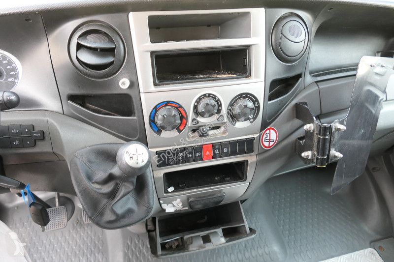 Autoutilitară Iveco Daily 35 S11 C30C AUTOMATIK...