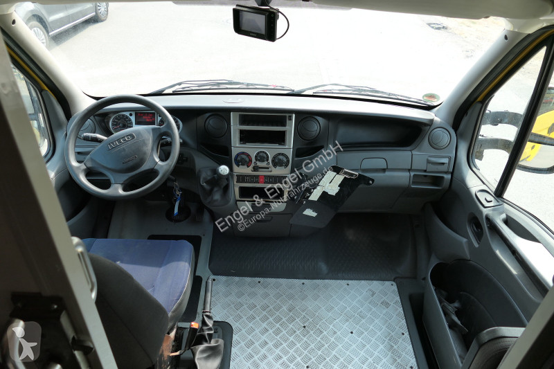 Veicolo commerciale Iveco Daily 35 S11 C30C...