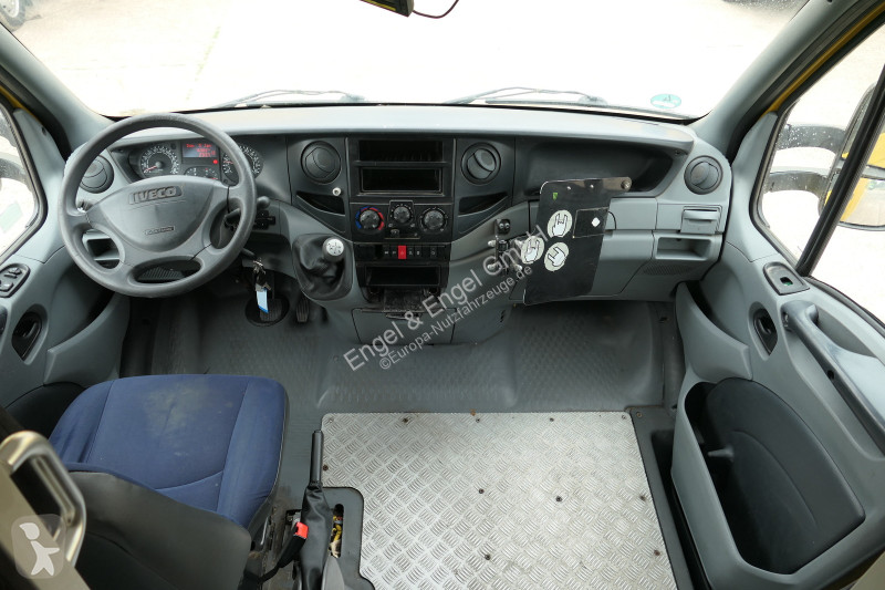 Furgoneta Iveco Daily 35 S12 C30C AUTOMATIK...