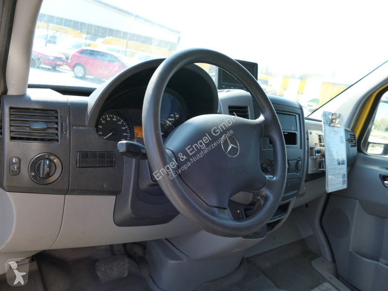 Véhicule utilitaire Mercedes SPRINTER 310 CDI...