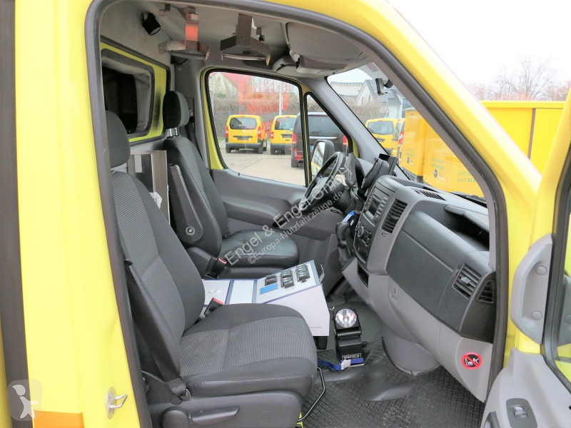 Véhicule utilitaire Mercedes Sprinter II 516...