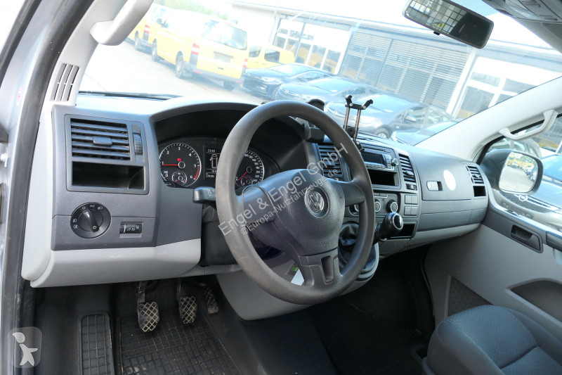 Veicolo commerciale Volkswagen T5 Transporter...