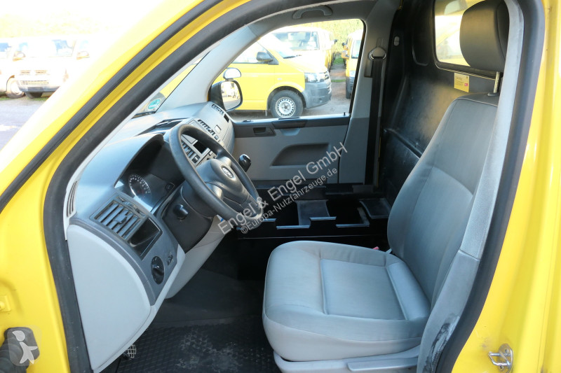 Autoutilitară Volkswagen T5 Transporter 2.0 TDI...