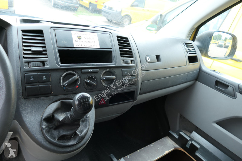 Коммерческий автомобиль Volkswagen T5...