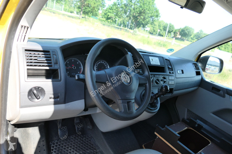 Veicolo commerciale Volkswagen T5 Transporter...