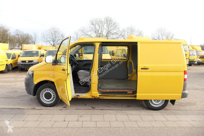 Autoutilitară Volkswagen T5 Transporter 2.0 TDI...