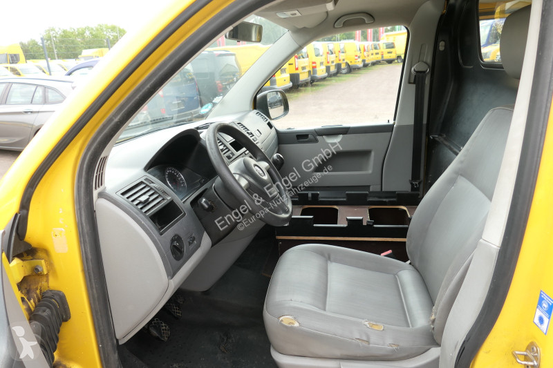 Véhicule utilitaire Volkswagen T5 Transporter...