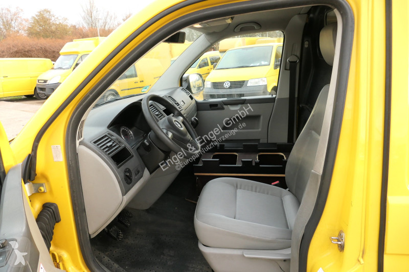Autoutilitară Volkswagen T5 Transporter 2.0 TDI...