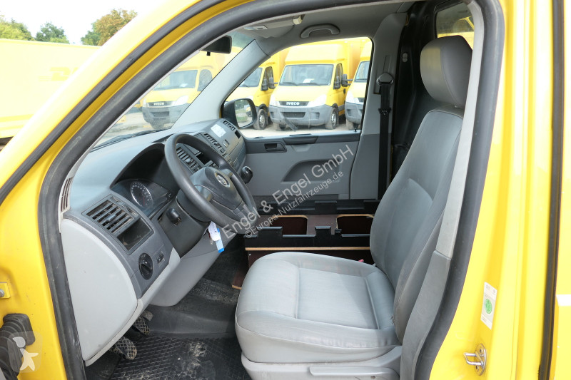 Autoutilitară Volkswagen T5 Transporter 2.0 TDI...