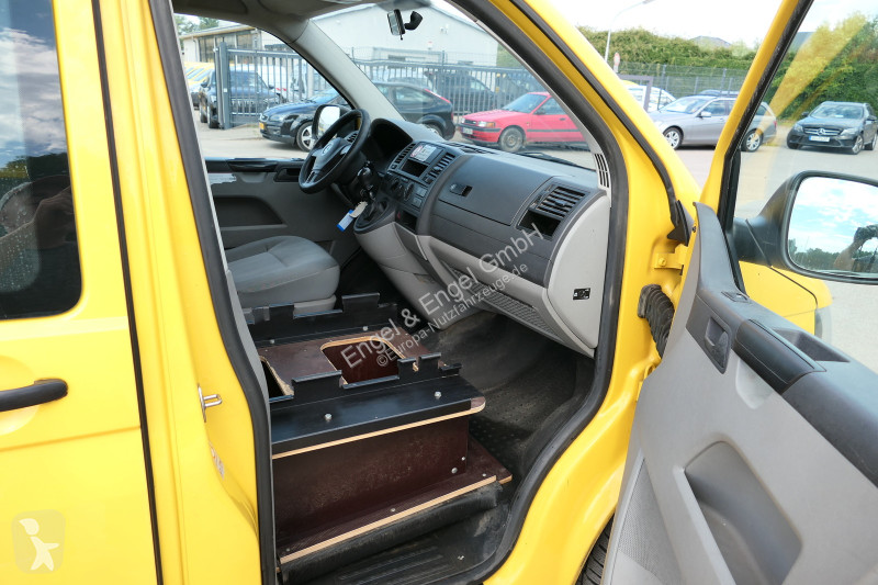 Autoutilitară Volkswagen T5 Transporter 2.0 TDI...