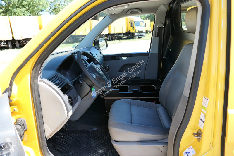Коммерческий автомобиль Volkswagen T5...