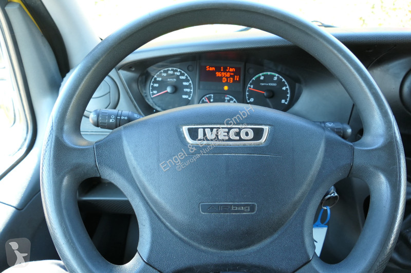 Nyttofordon Iveco Daily 35 S11 C30C AUTOMATIK...