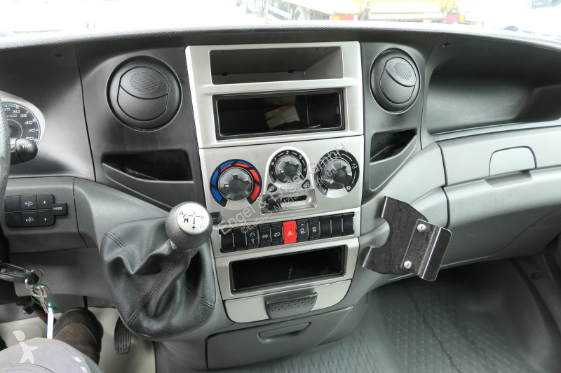 Furgoneta Iveco Daily 35 S11 C30C AUTOMATIK...