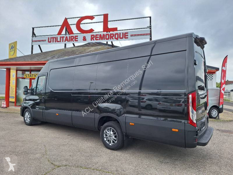 Furgoneta Iveco