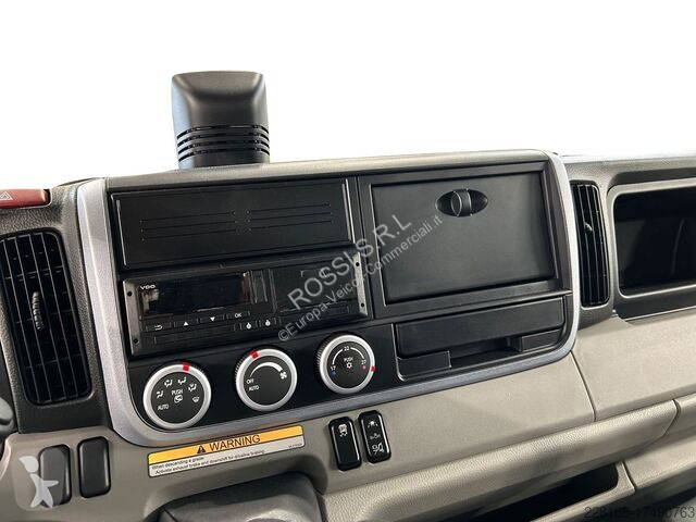 Véhicule utilitaire Mercedes 7C15/28 TF1 MY22...