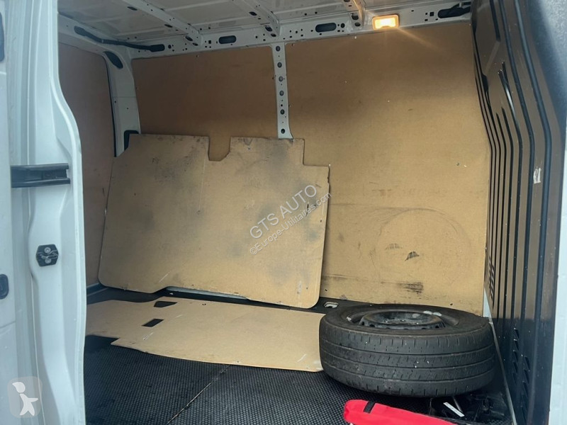 Autoutilitară Renault MASTER III FG F2800 L1H1...